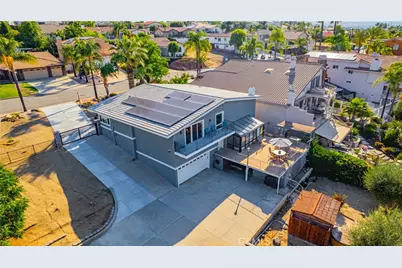 23256 Gray Fox Drive, Canyon Lake, CA 92587 - Photo 4