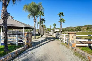 40801 Avenida La Cresta, Murrieta, CA 92562 - Photo 38