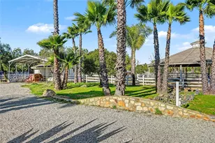 40801 Avenida La Cresta, Murrieta, CA 92562 - Photo 34