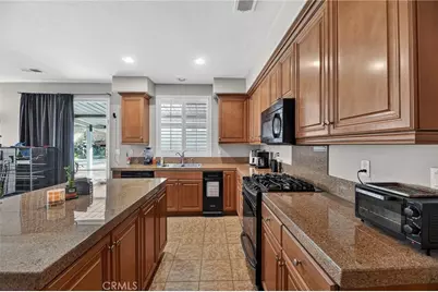 1237 Huckleberry, San Jacinto, CA 92582 - Photo 8