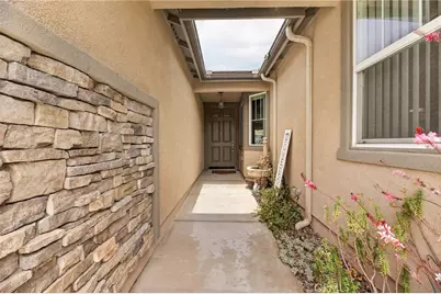 29428 Lake Hills, Menifee, CA 92585 - Photo 2