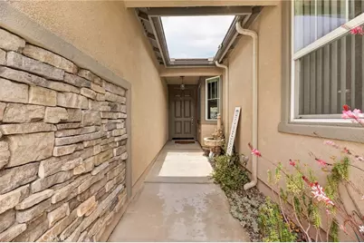 29428 Lake Hills, Menifee, CA 92585 - Photo 2
