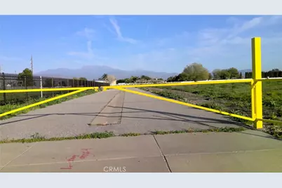 2 N Lyon Avenue, Hemet, CA 92543 - Photo 2