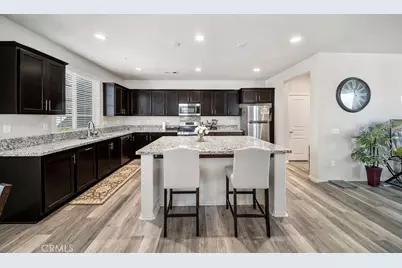 40114 Calle Real, Murrieta, CA 92563 - Photo 4