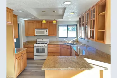 14845 Amorose, Lake Elsinore, CA 92530 - Photo 6