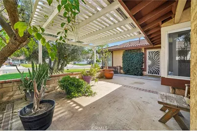 2809 Upton Court, Jurupa, CA 92509 - Photo 6