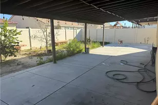 996 Forster, Hemet, CA 92543 - Photo 10