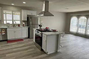 881 N Lake Street, Hemet, CA 92544 - Photo 6