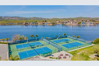 22733 Inspiration, Canyon Lake, CA 92587 - Photo 42