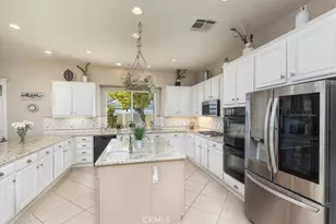 23842 Jonathan Pl, Murrieta, CA 92562 - Photo 16