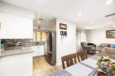 1740 E Commonwealth Avenue #101, Fullerton, CA 92831 - Photo 18