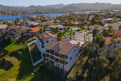 22176 Dogie, Canyon Lake, CA 92587 - Photo 38