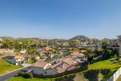 22176 Dogie, Canyon Lake, CA 92587 - Photo 32