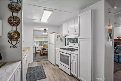 332 N. Lyon Avenue #67, Hemet, CA 92543 - Photo 10