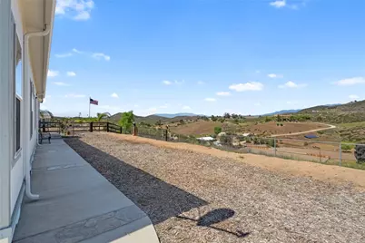 46430 De Portola Road, Temecula, CA 92592 - Photo 28