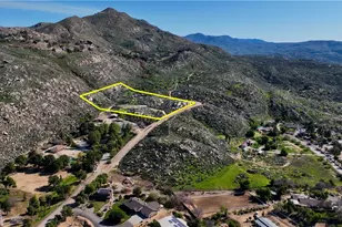 25 Starlight Mesa Dr, Hemet, CA 92544 - Photo 1