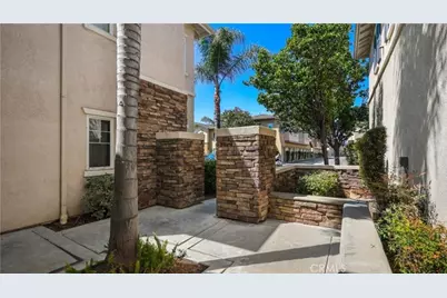 26426 Arboretum #806, Murrieta, CA 92563 - Photo 4