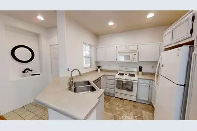 26426 Arboretum #806, Murrieta, CA 92563 - Photo 6