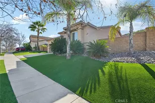 34189 Hillside Dr, Lake Elsinore, CA 92532 - Photo 2