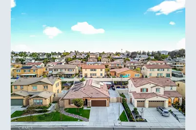 28307 Harvest Gold Court, Menifee, CA 92584 - Photo 10