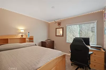 34229 Larksburg Court, Lake Elsinore, CA 92532 - Photo 14