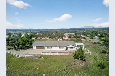 38833 Magee, Pala, CA 92059 - Photo 2