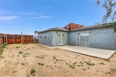 20685 Dale Evans, Apple Valley, CA 92307 - Photo 4