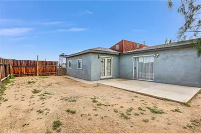 20685 Dale Evans, Apple Valley, CA 92307 - Photo 4