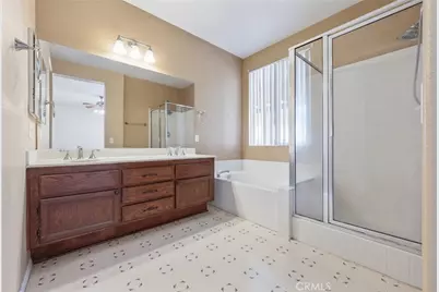 41151 Marseille Court, Murrieta, CA 92562 - Photo 32