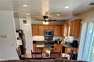 45002 Thalia Ln, Lake Elsinore, CA 92532 - Photo 14