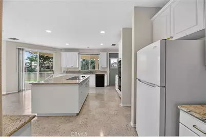 29886 Bahia Drive, Canyon Lake, CA 92587 - Photo 12