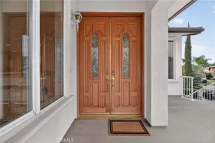 29886 Bahia Dr, Canyon Lake, CA 92587 - Photo 6