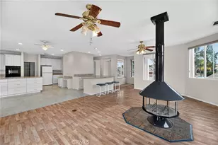 29886 Bahia Dr, Canyon Lake, CA 92587 - Photo 16