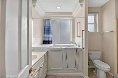 29886 Bahia Drive, Canyon Lake, CA 92587 - Photo 32