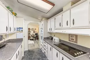 24600 Mountain Ave, Hemet, CA 92544 - Photo 10