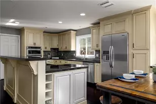 30205 Channel Way, Canyon Lake, CA 92587 - Photo 18