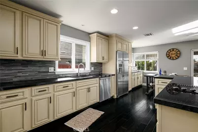 30205 Channel Way, Canyon Lake, CA 92587 - Photo 18