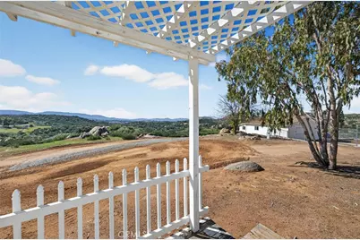39210 Grassy Road, Temecula, CA 92592 - Photo 44