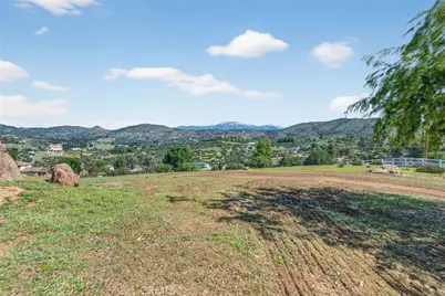 39210 Grassy Road, Temecula, CA 92592 - Photo 42