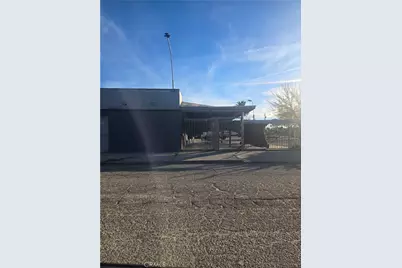 1897 N Mount Vernon, San Bernardino, CA 92411 - Photo 2