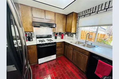 1255 S Buena Vista, Hemet, CA 92543 - Photo 8