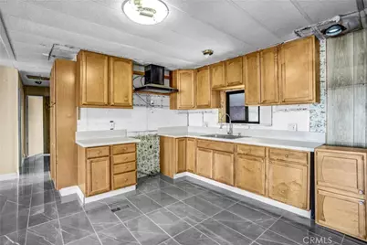 20695 Dale Evans Pkwy, Apple Valley, CA 92307 - Photo 6