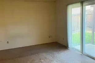 2372 Carlsbad Cir, Hemet, CA 92545 - Photo 6