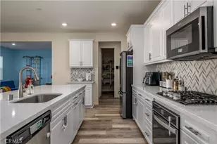 30538 Oasis Rd, Murrieta, CA 92563 - Photo 6