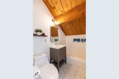 1140 Eagle Mountain Drive, Big Bear City, CA 92314 - Photo 10