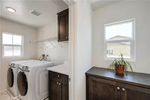 24406 Montgomery Wy, Menifee, CA 92584 - Photo 32