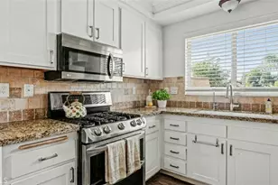 22320 Spur Brook Dr, Wildomar, CA 92595 - Photo 16