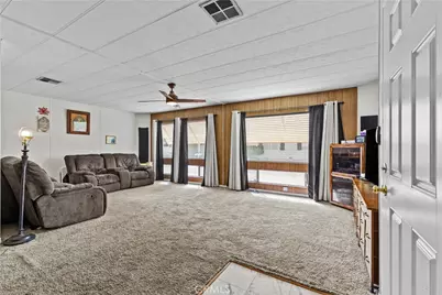 881 N Lake St #313, Hemet, CA 92544 - Photo 8