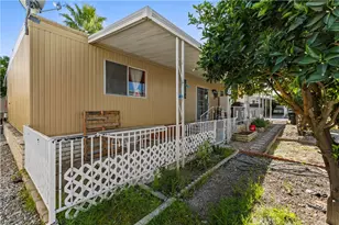 881 N Lake St, Hemet, CA 92544 - Photo 22