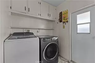 881 N Lake St, Hemet, CA 92544 - Photo 14